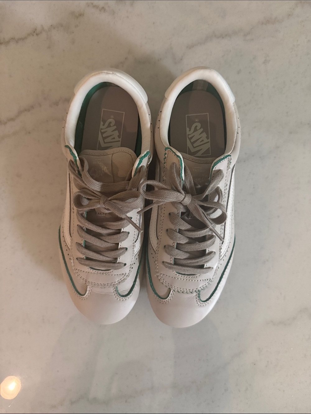 Vans Serio cream leather Sneakers with Green Trim